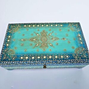 Henna Mehndi Mandala‎ Hand Painted Blue Boho Look Wood Jewelry Box Chest 1687